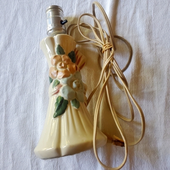 Vintage‎ William F.B. Johnson Hand Decorated Table Boudoir Flowers Lamp 95" Cord - Picture 1 of 8